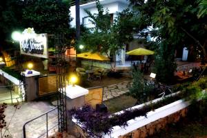 Role Street Hostel