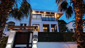 Casa Pura Vida
