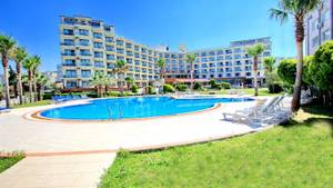Lambiance Royal Palace Hotel