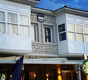 Alaçatı Moonbox