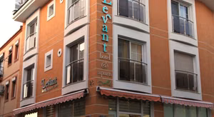 Levant Hotel & Aparts