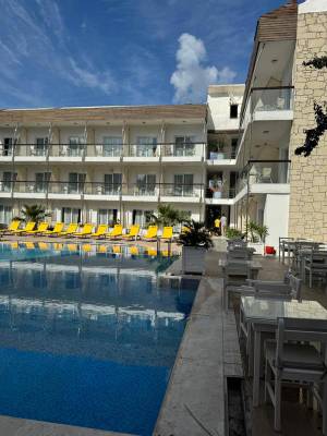 Lizbonia Çeşme Otel
