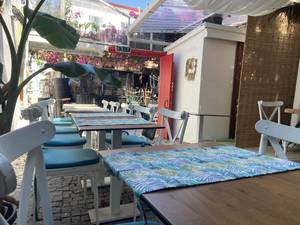 Elia Sigacik Pansiyon Restaurant