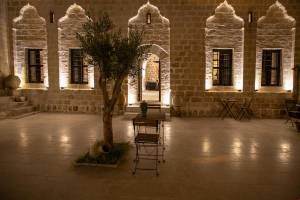 Mirsoum Hotel