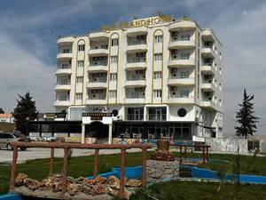 Nus Grand Hotel
