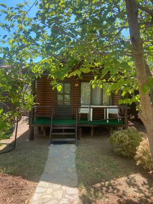 Lagoon Beach Bungalow