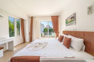 Evian-Les-Bains