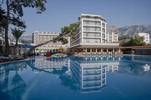 Fore Resort & SPA
