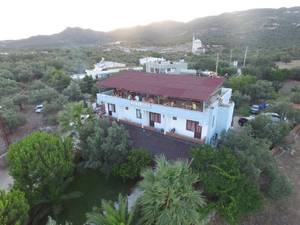 Assos Elia Motel
