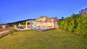 Villa Ruya