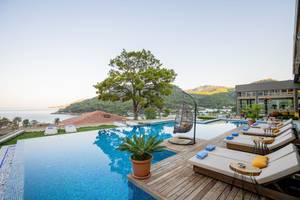 Melanippe Relaxing Hotel