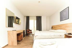 Porta Troya Hotel
