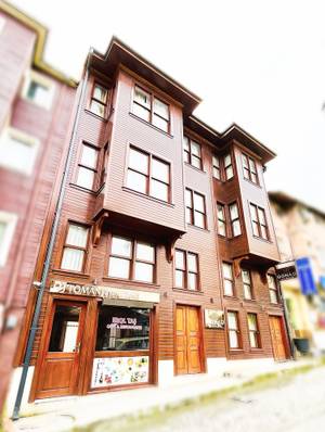 Qonaq Hotel & Suites