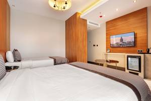 Santra Hotel