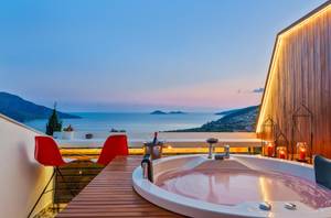 Lupia Suites Hotel