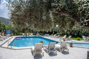 Garden Butik Hotel