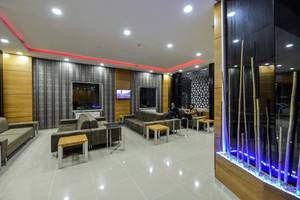 Grand Surmely Business Hotel