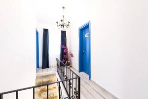 Delos Otel