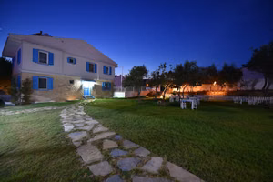 Garden Ada Hotel