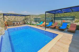 Villa Lamer by Akdenizvillam