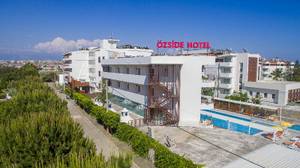 Side Resort Annex