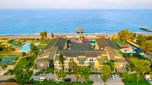 Senza Sunset Beach Hotel