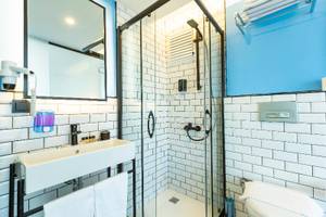 Mene City Hotel