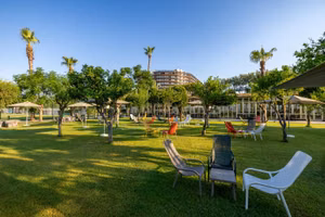 Nirvana Cosmopolitan Hotel