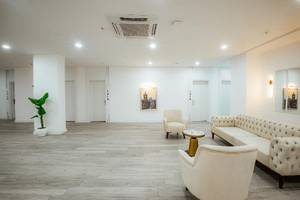 Regenesis Suite Hotel & Spa