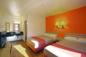 West Ashley Inn