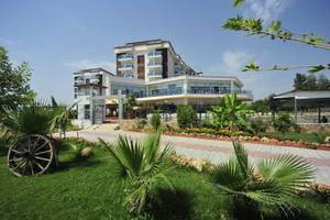 Cenger Beach Resort & Spa 