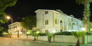 Dinara Hotel