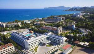 Karmir Resort & Spa Hotel