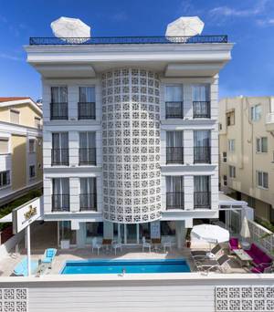 Wise Hotel & Spa Adults Only