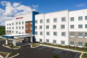 Hampton Inn & Suites Lexington Columbia