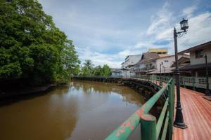 Trat 101 Hotel