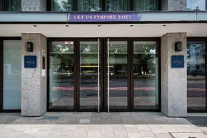 MUZE Hotel Dusseldorf - Handwritten Collection