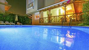 Paradise Town Villa Hadrian