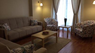 Kinzi House Apart Hotel