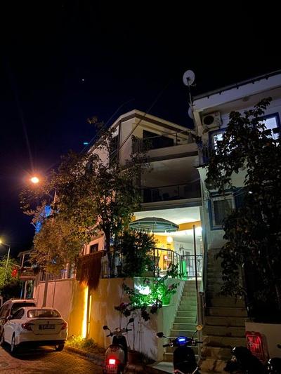 9 House Apart Otel