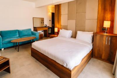 Cezar's Airport Hotel