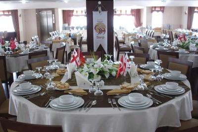 Sarp Otel
