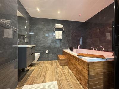 Kıvanç Suit Otel