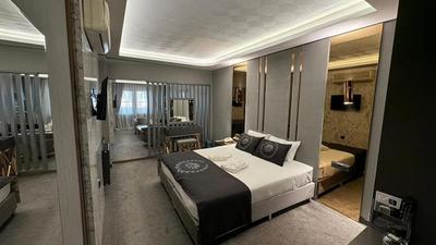 Bç Ruby Hotel