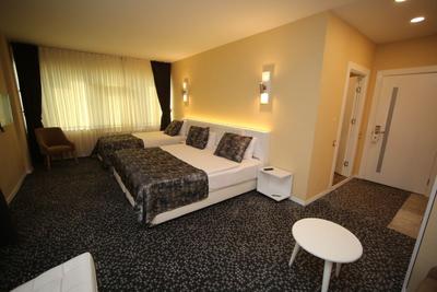 Grand Nora Hotel