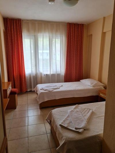 Caner Mountain Hotel