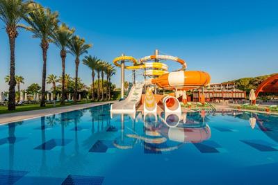 Cornelia De Luxe Resort