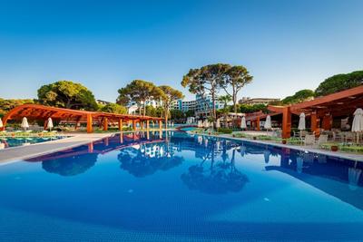 Cornelia De Luxe Resort