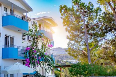 Golden Lighthouse Hotel