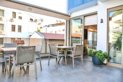 Muhtar Hotel